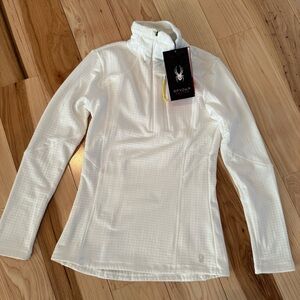 Spyder NEW WITH TAGS 1/4 zip running / outdoor / hiking long sleeve pullover